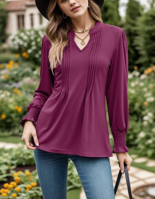 Load image into Gallery viewer, Women&#39;s Striped Puff Sleeve V-neck Top
