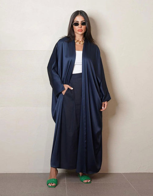 Load image into Gallery viewer, Long European And American Women&#39;s Casual Robe Bright Surface Soft And Comfortable
