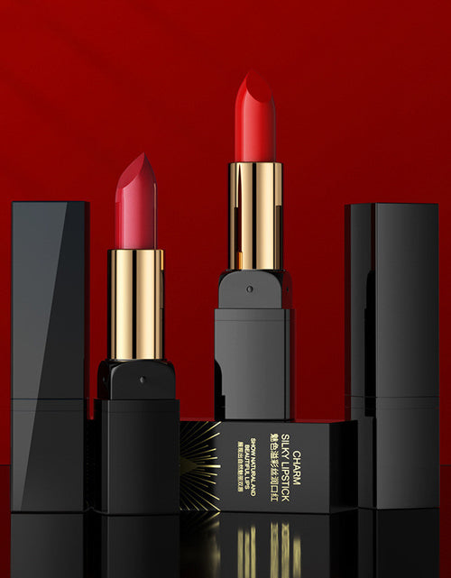 Load image into Gallery viewer, Gentle Moisturizing And Charming Lip Makeup Lipstick
