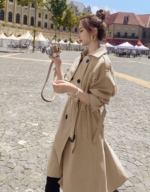 Load image into Gallery viewer, British Style Trench Coat Women&#39;s Mid-length Loose Spring And Autumn Temperament Coat
