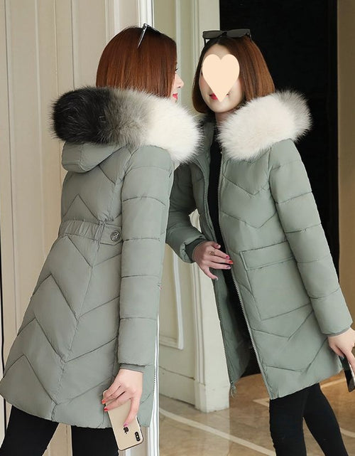 Load image into Gallery viewer, Windproof And Warm Large Fur Collar Thickened Versatile Cotton Jacket For Women
