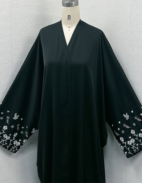 Load image into Gallery viewer, Middle East Dubai Women&#39;s Embroidered Bat Sleeve Loose Cardigan Gown
