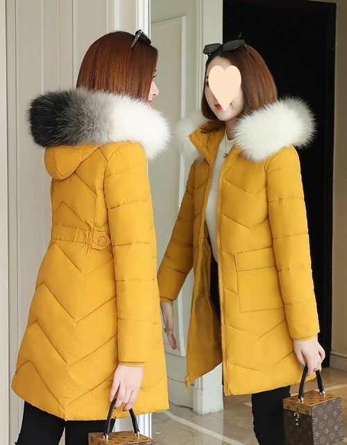 Load image into Gallery viewer, Windproof And Warm Large Fur Collar Thickened Versatile Cotton Jacket For Women
