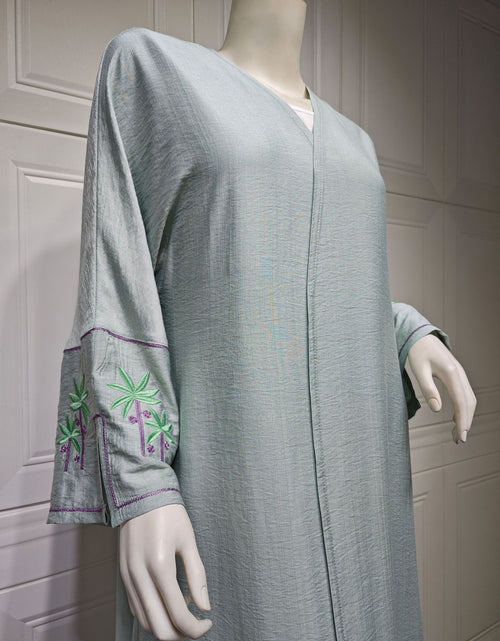 Load image into Gallery viewer, Arab Dubai Fashion Saudi Embroidery Embroidery Cardigan Robe
