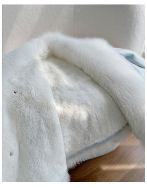 Load image into Gallery viewer, Women&#39;s Fashion And Environment-friendly Fox Fur Fur Integrated Fleece Short Wool Coat
