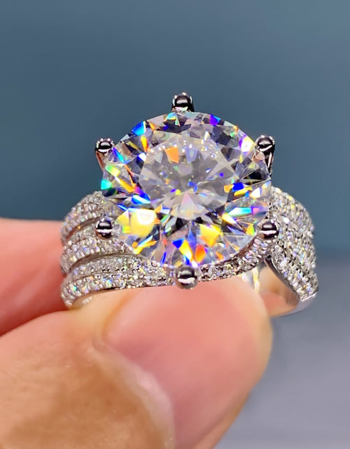 Load image into Gallery viewer, 5 Karat Moissanite Six-claw Luxurious Cluster Female
