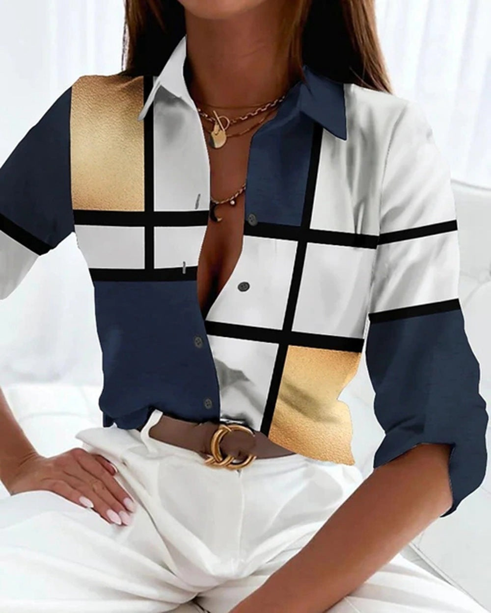 Women's Printed Geometric Shirt Without Chest Pocket