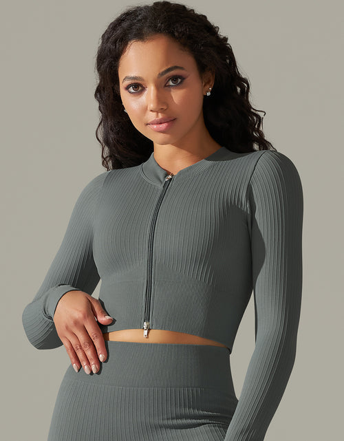 Load image into Gallery viewer, Women&#39;s Seamless Knitted Zip-up Striped Top
