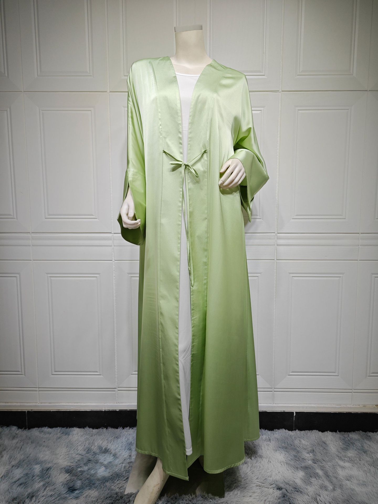 Middle East Muslim Robe Fashion Satin Soft Dress