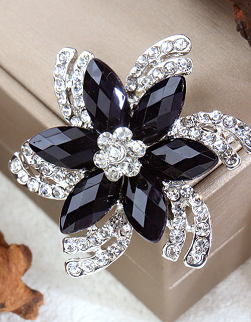 Load image into Gallery viewer, Brooch Female Rhinestone Coat Accessories
