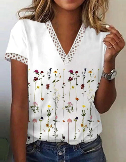 Load image into Gallery viewer, Women&#39;s Fashion V-neck Short Sleeve Top
