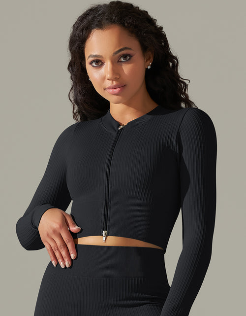 Load image into Gallery viewer, Women&#39;s Seamless Knitted Zip-up Striped Top
